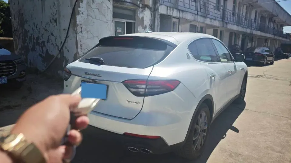 2021 Maserati Levante 3.0T 350HP V6 8AT,autocango,china used car exporter,china ev exporter,chinese used car exporter,chinese used ev exporter