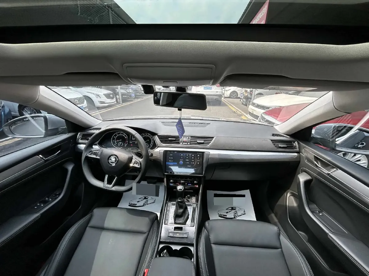 2021 Skoda Superb 1.4T 150HP L4 7DCT,autocango,china used car exporter,china ev exporter,chinese used car exporter,chinese used ev exporter