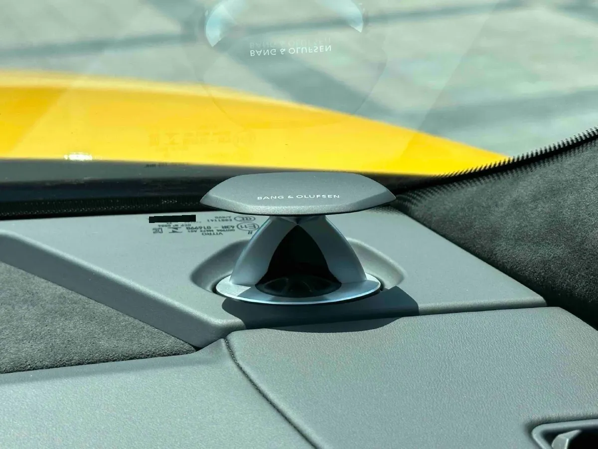 2021 Lamborghini Urus 4.0T 641HP V8 8AT,autocango,china used car exporter,china ev exporter,chinese used car exporter,chinese used ev exporter