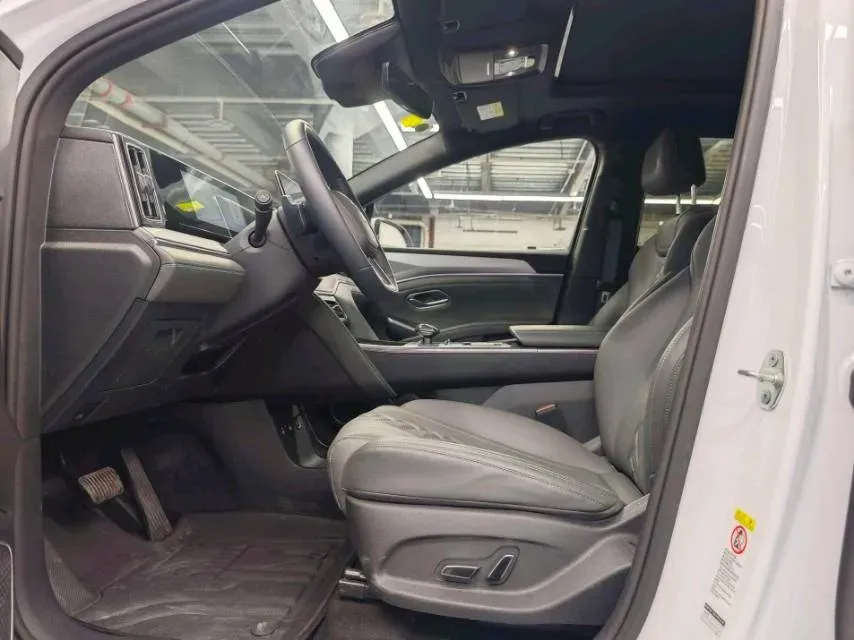 2025 BYD SongL DM-i 1.5L 101HP L4 E-CVT PHEV 26.6KWH,autocango,china used car exporter,china ev exporter,chinese used car exporter,chinese used ev exporter