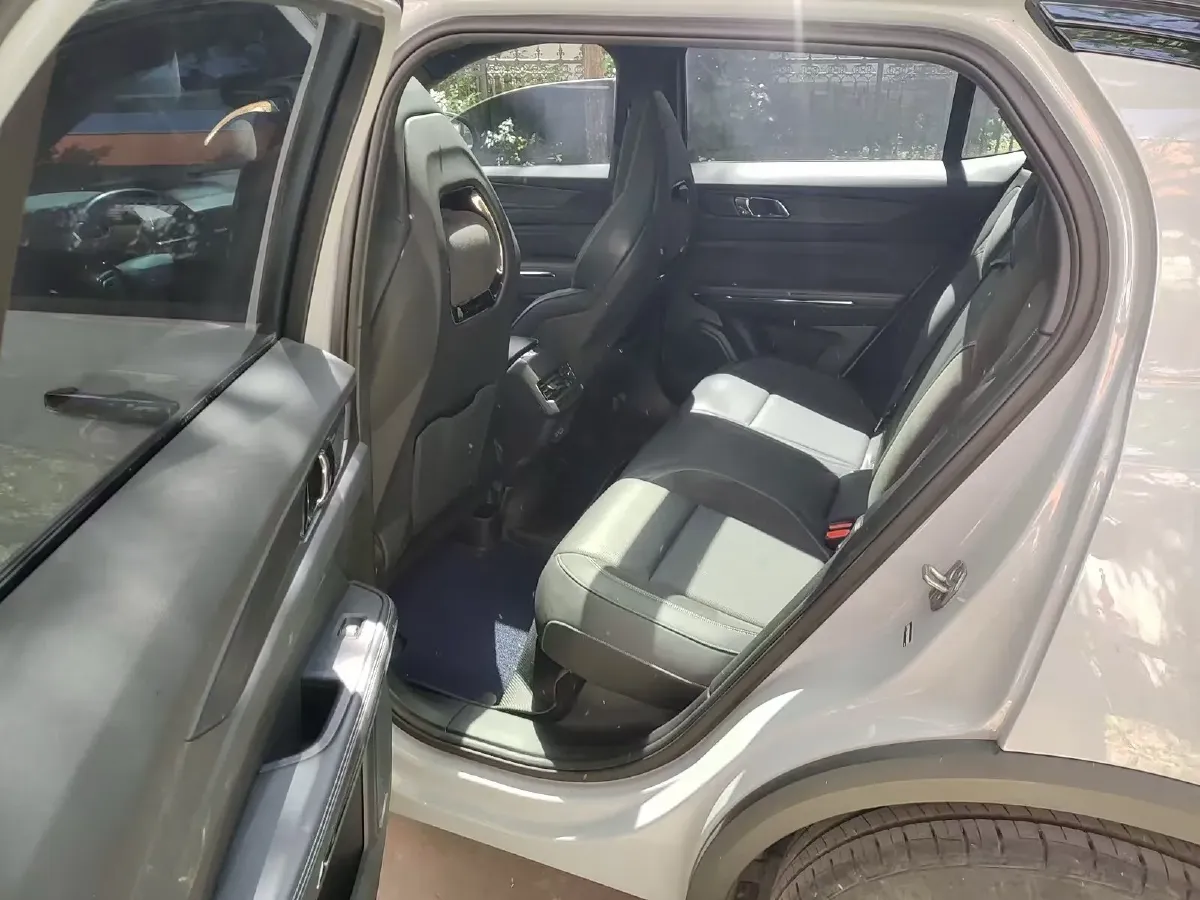 2023 DaYun M1 BEV 90.58KWH,autocango,china used car exporter,china ev exporter,chinese used car exporter,chinese used ev exporter