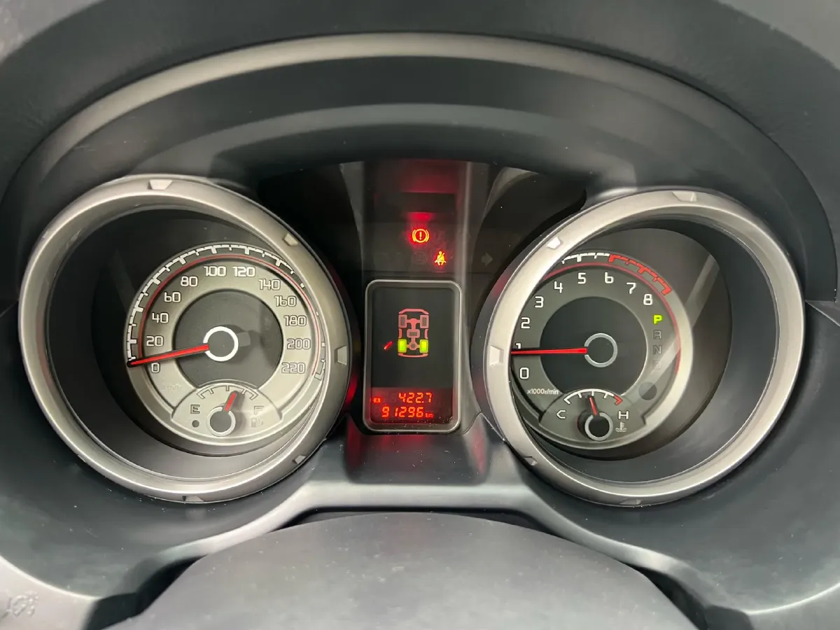 2020 Mitsubishi Pajero 3.0L 174HP V6 5AT,autocango,china used car exporter,china ev exporter,chinese used car exporter,chinese used ev exporter