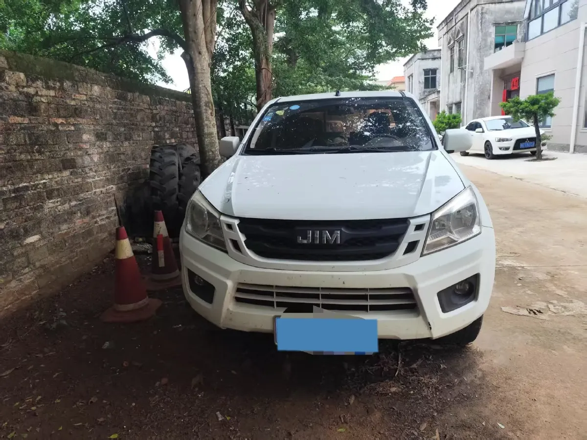 2018 Isuzu Taga 3.0T 131HP L4 5MT,autocango,china used car exporter,china ev exporter,chinese used car exporter,chinese used ev exporter