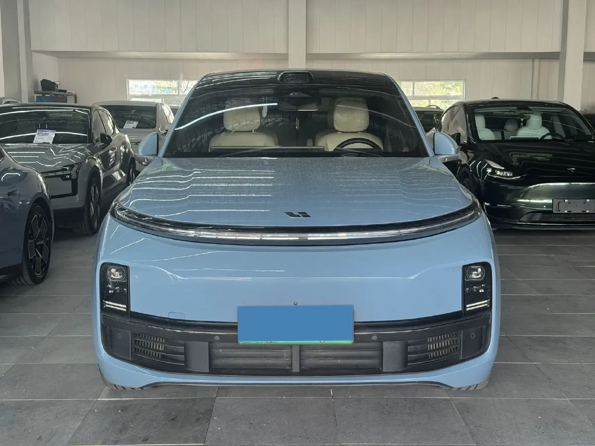 2022 Li L9 Range Extended 154HP REEV 42.6KWH,autocango,china used car exporter,china ev exporter,chinese used car exporter,chinese used ev exporter