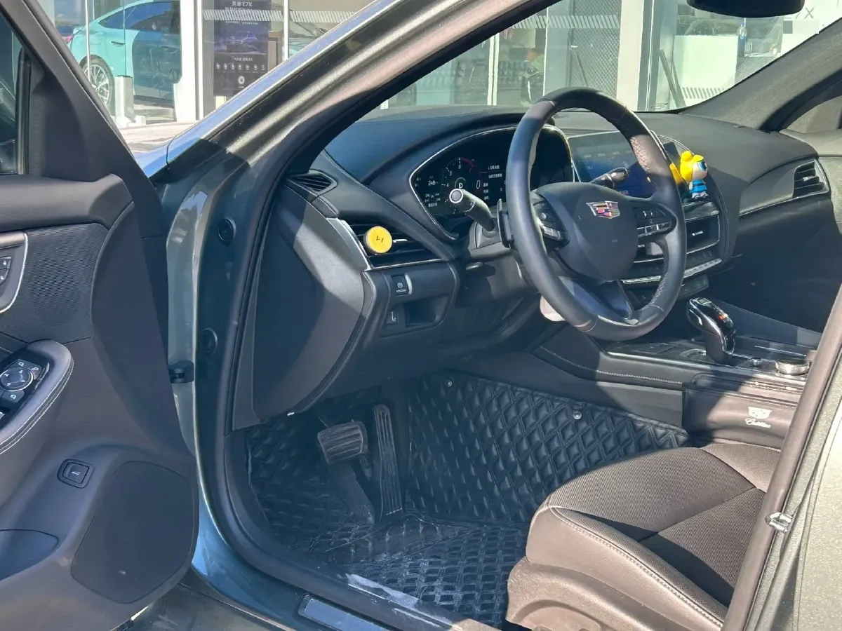 2023 Cadillac CT5 2.0T 237HP L4 10AT,autocango,china used car exporter,china ev exporter,chinese used car exporter,chinese used ev exporter