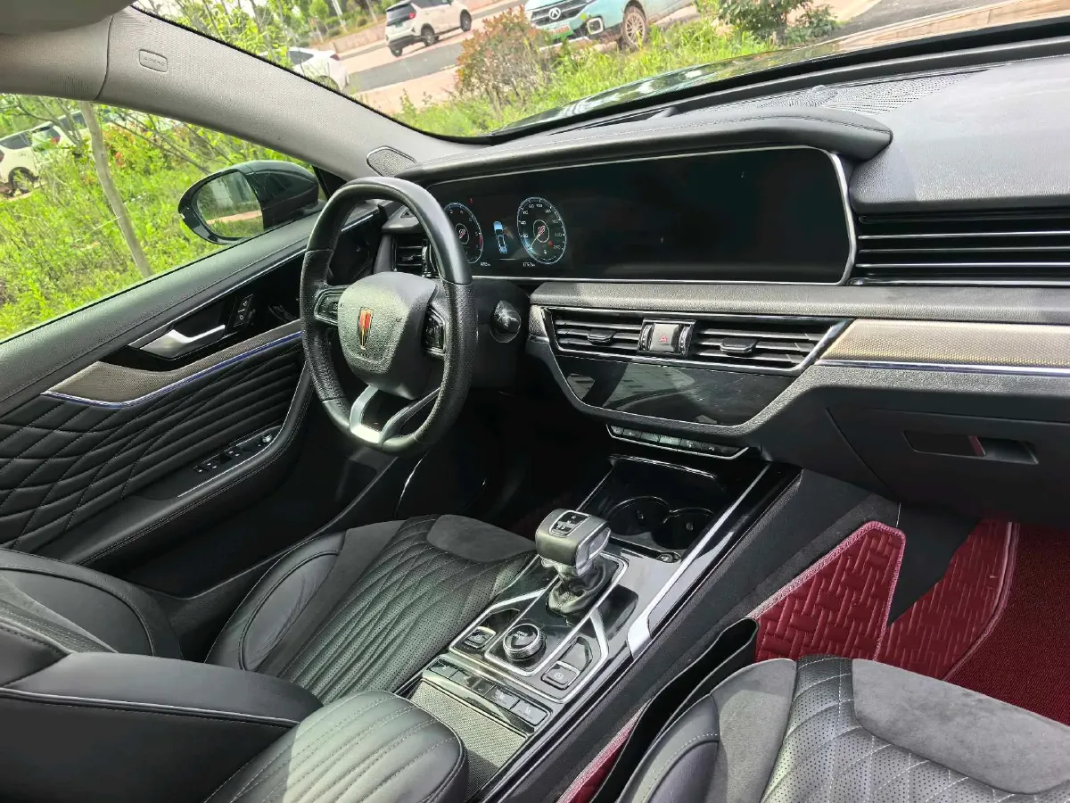 2022 HongQi HS5 2.0T 224HP L4 6AT,autocango,china used car exporter,china ev exporter,chinese used car exporter,chinese used ev exporter