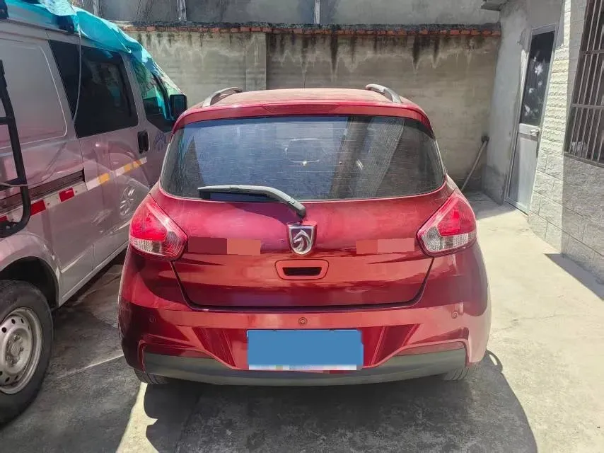 2017 BaoJun 310 1.5L 112HP L4 6MT,autocango,china used car exporter,china ev exporter,chinese used car exporter,chinese used ev exporter