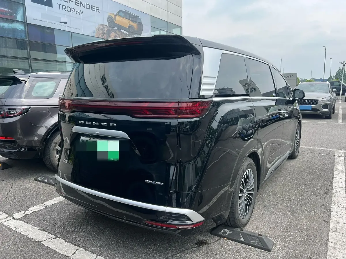 2024 Denza D9 1.5T 139HP L4 E-CVT PHEV 40KWH,autocango,china used car exporter,china ev exporter,chinese used car exporter,chinese used ev exporter
