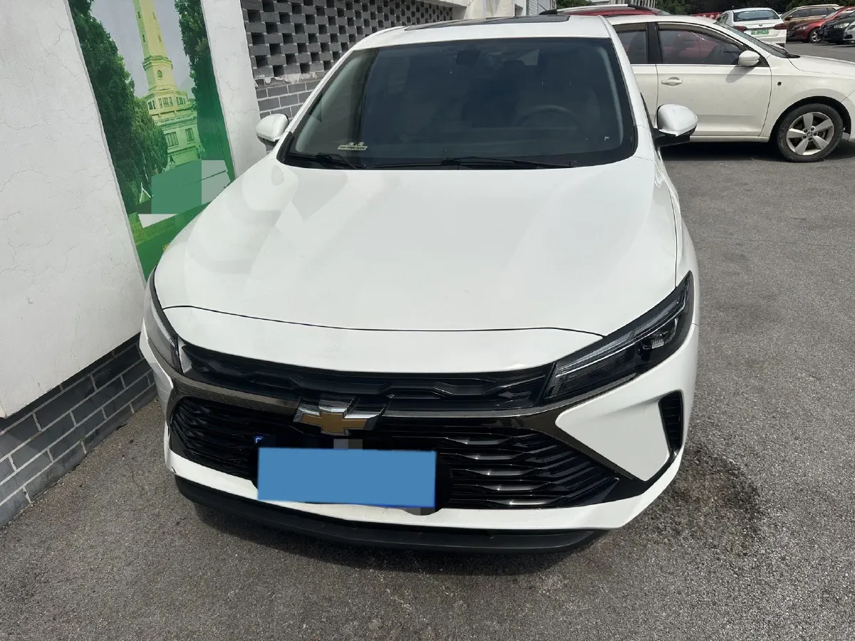 2023 Chevrolet Monza 1.5L 113HP L4 6DCT,autocango,china used car exporter,china ev exporter,chinese used car exporter,chinese used ev exporter