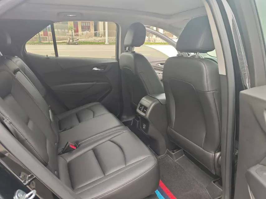 2022 Chevrolet Equinox 1.5T 169HP L4 6AT,autocango,china used car exporter,china ev exporter,chinese used car exporter,chinese used ev exporter