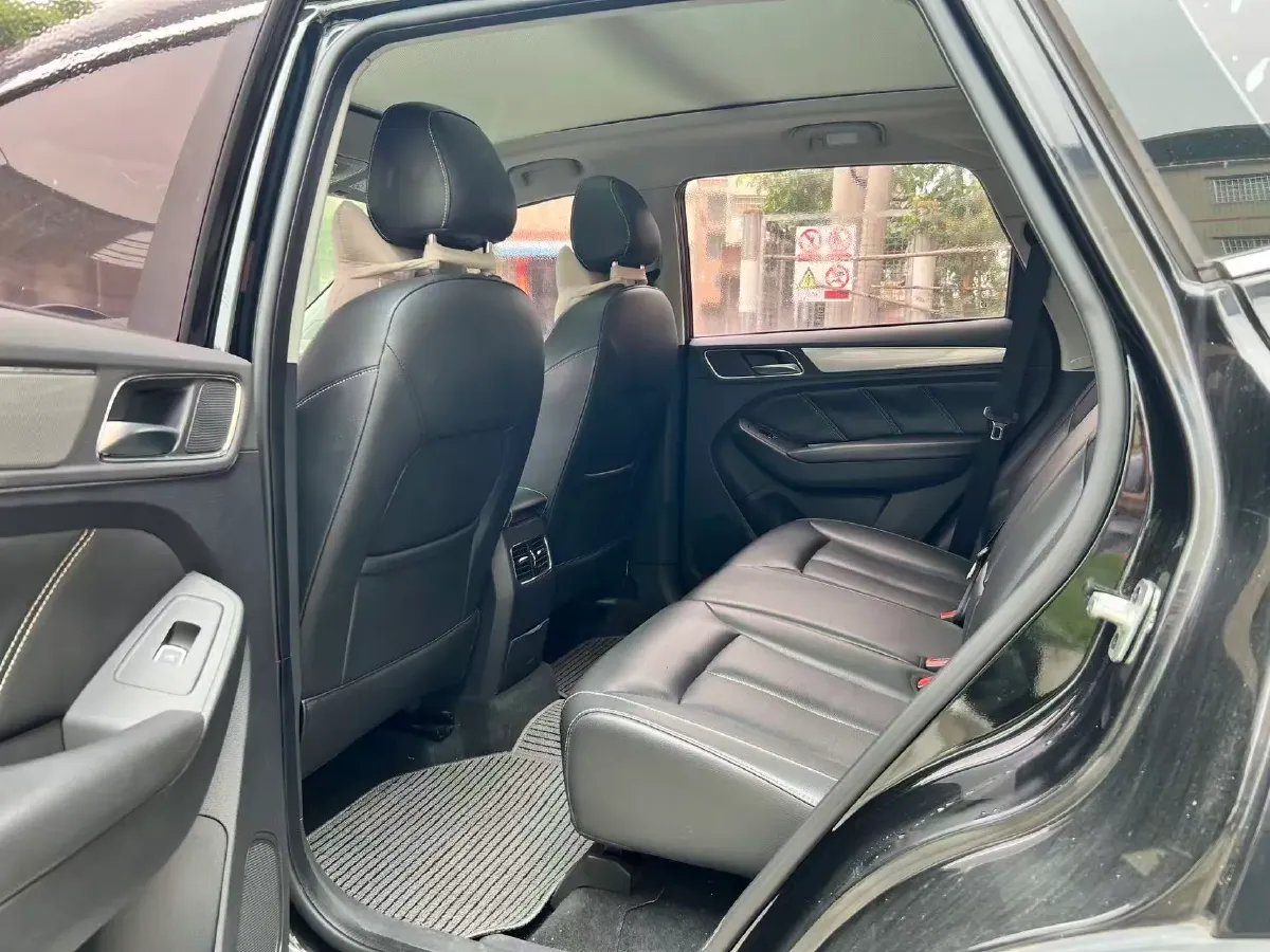 2016 Roewe RX5 1.5T 169HP L4 7DCT,autocango,china used car exporter,china ev exporter,chinese used car exporter,chinese used ev exporter