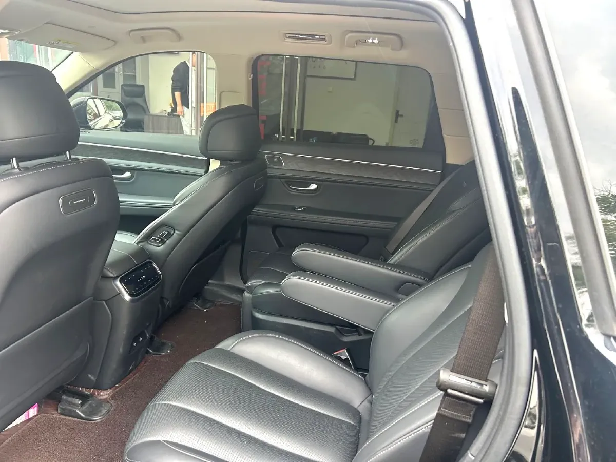 2024 AITO AITO M7 1.5T 152HP L4 REEV 40KWH,autocango,china used car exporter,china ev exporter,chinese used car exporter,chinese used ev exporter