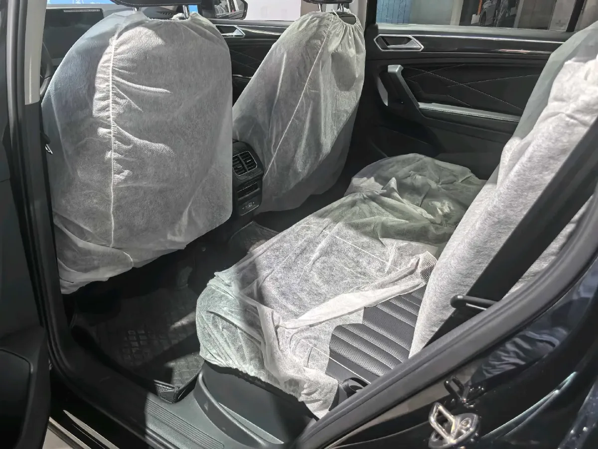 2023 Volkswagen Tiguan L 1.4T 150HP L4 6DCT PHEV 13KWH,autocango,china used car exporter,china ev exporter,chinese used car exporter,chinese used ev exporter