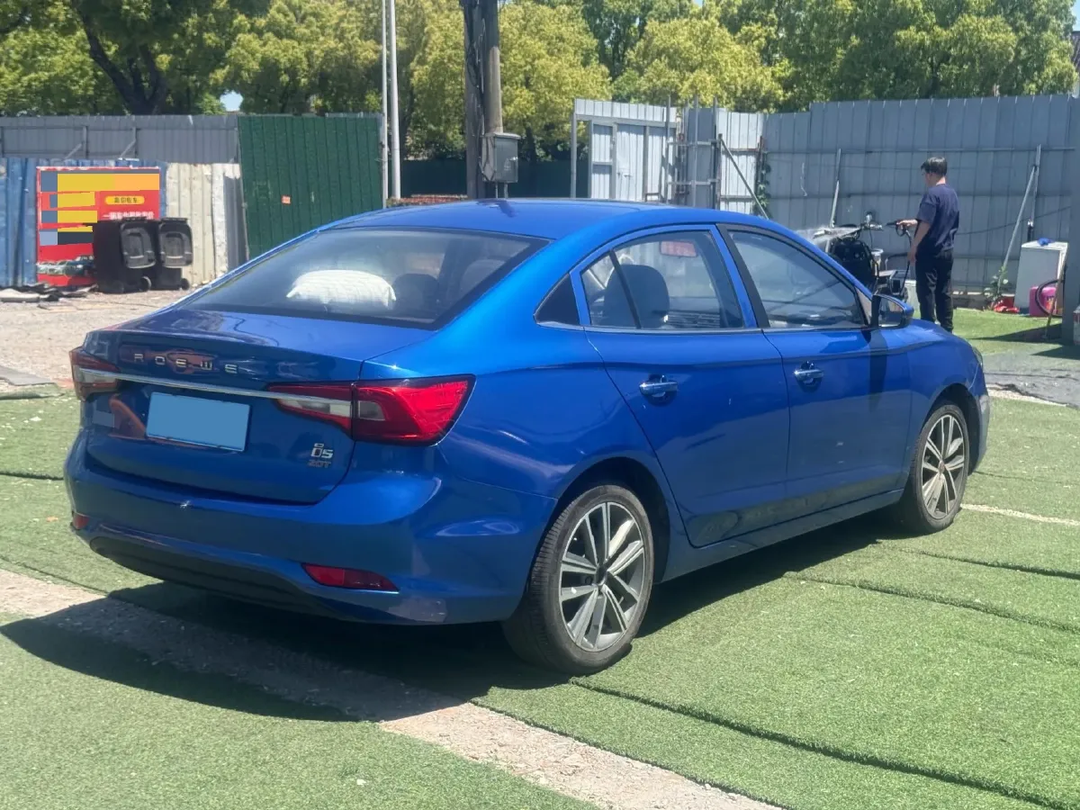 2019 Roewe i5 1.5T 169HP L4 7DCT,autocango,china used car exporter,china ev exporter,chinese used car exporter,chinese used ev exporter