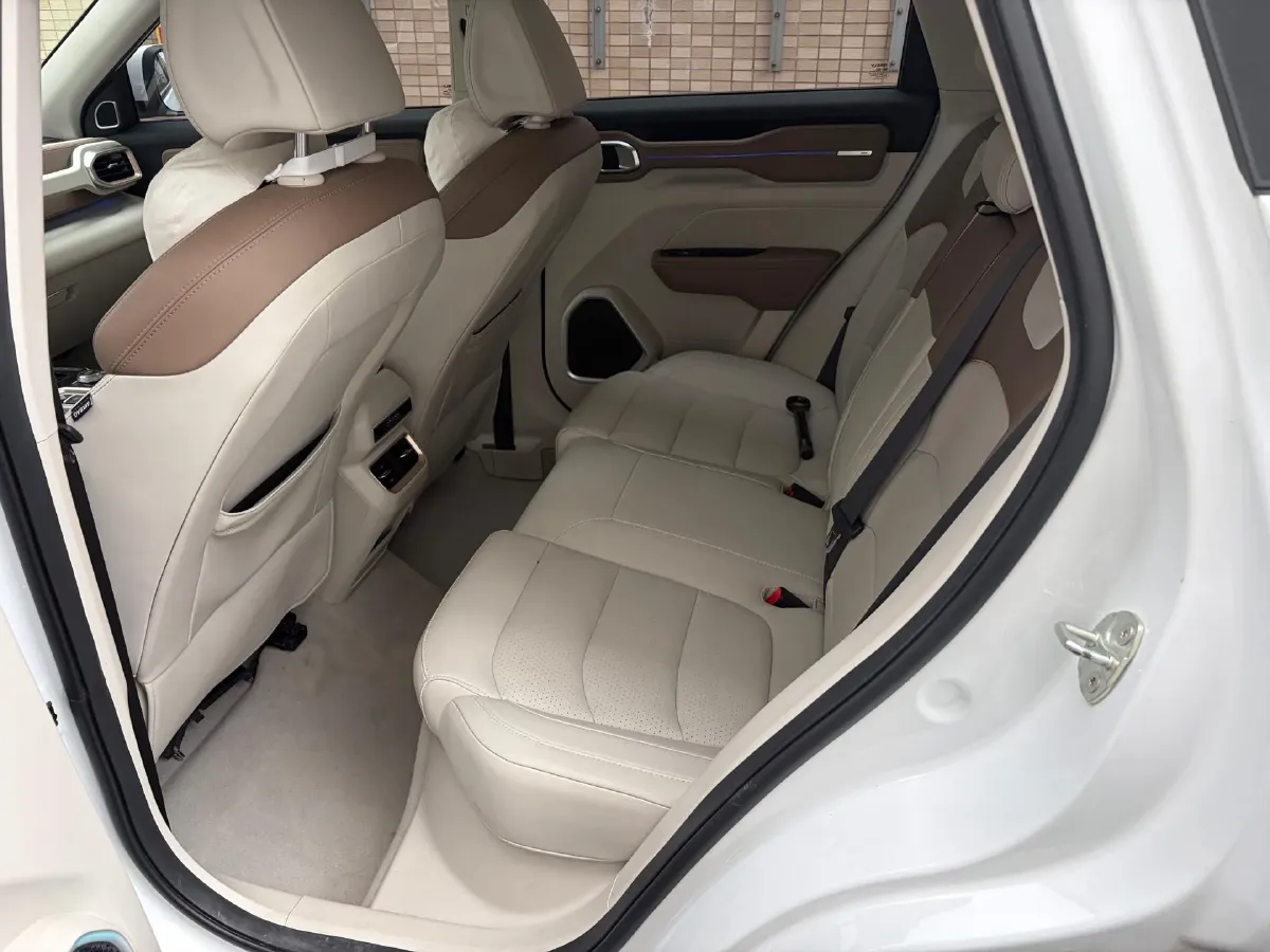 2020 Geely ICON 1.5T 177HP L3 7DCT,autocango,china used car exporter,china ev exporter,chinese used car exporter,chinese used ev exporter