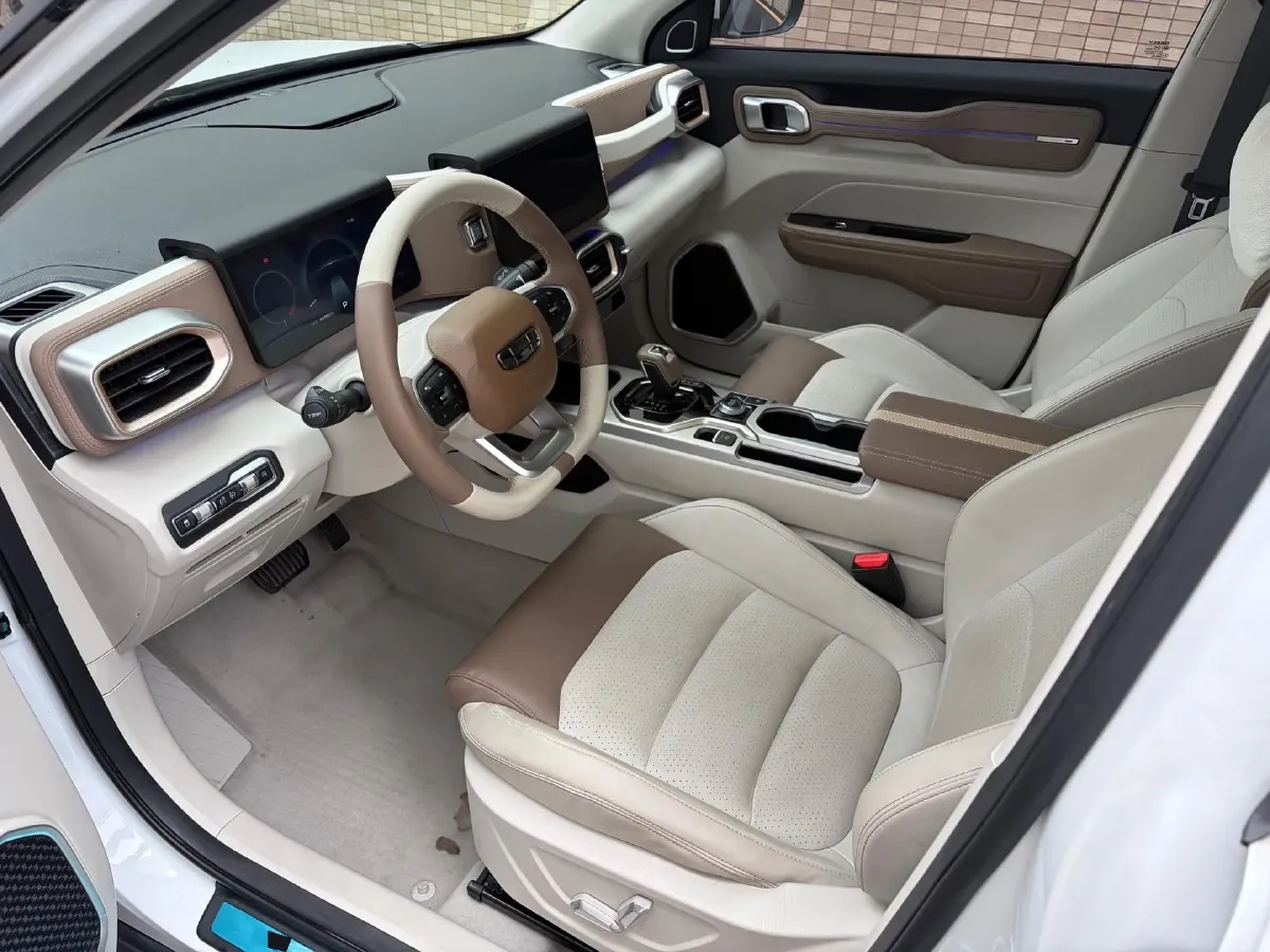 2020 Geely ICON 1.5T 177HP L3 7DCT,autocango,china used car exporter,china ev exporter,chinese used car exporter,chinese used ev exporter