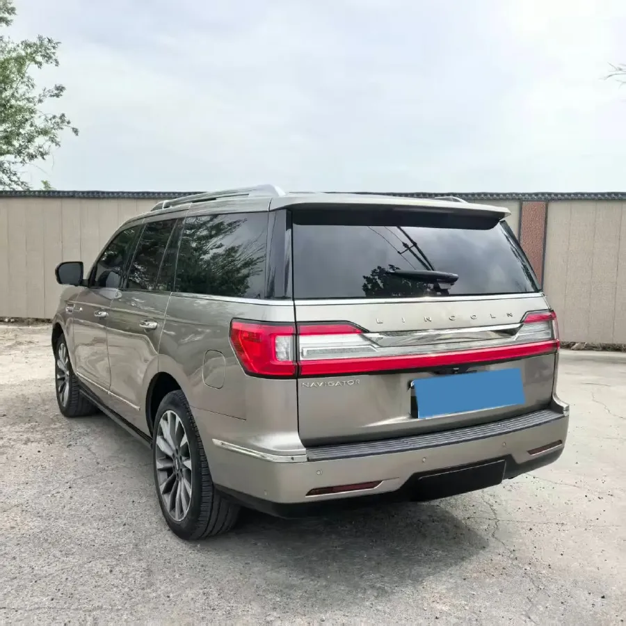 2019 Lincoln Navigator 3.5T 388HP V6 10AT,autocango,china used car exporter,china ev exporter,chinese used car exporter,chinese used ev exporter