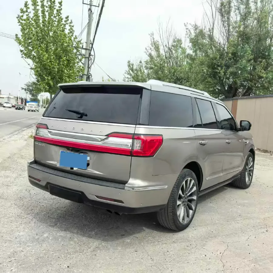 2019 Lincoln Navigator 3.5T 388HP V6 10AT,autocango,china used car exporter,china ev exporter,chinese used car exporter,chinese used ev exporter