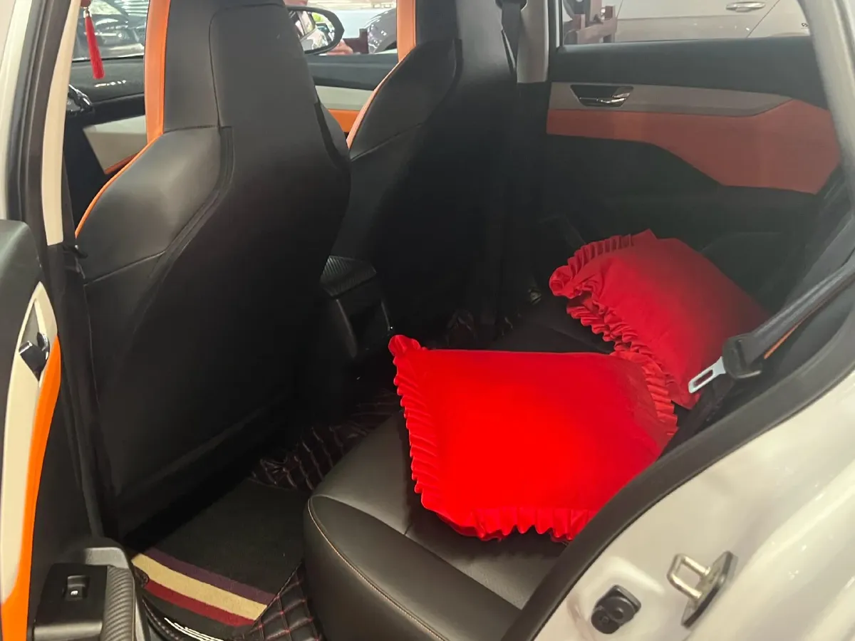 2023 DongFeng Aeolus YiXuan 1.5L 125HP L4 6DCT,autocango,china used car exporter,china ev exporter,chinese used car exporter,chinese used ev exporter