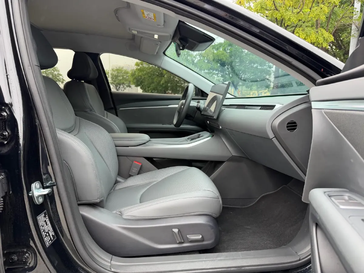 2024 Xpeng MONA M03 BEV 62.2KWH,autocango,china used car exporter,china ev exporter,chinese used car exporter,chinese used ev exporter