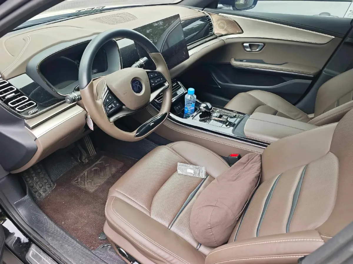 2020 WEY VV7 2.0T 227HP L4 7DCT PHEV,autocango,china used car exporter,china ev exporter,chinese used car exporter,chinese used ev exporter