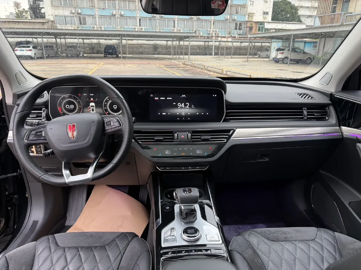 2019 HongQi HS5 2.0T 224HP L4 6AT,autocango,china used car exporter,china ev exporter,chinese used car exporter,chinese used ev exporter