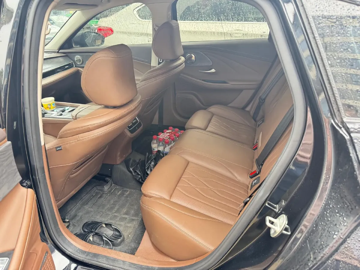 2024 Chery Arrizo 8 2.0T 254HP L4 7DCT,autocango,china used car exporter,china ev exporter,chinese used car exporter,chinese used ev exporter