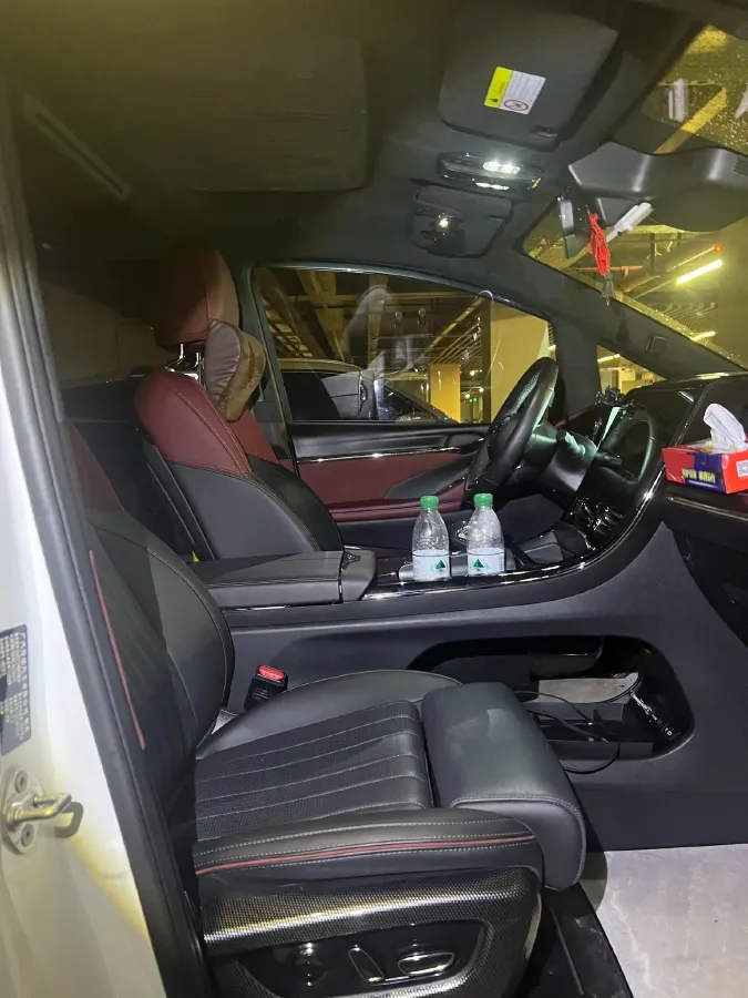 2024 GAC Trumpchi M8 2.0T 190HP L4 E-CVT Hybrid,autocango,china used car exporter,china ev exporter,chinese used car exporter,chinese used ev exporter
