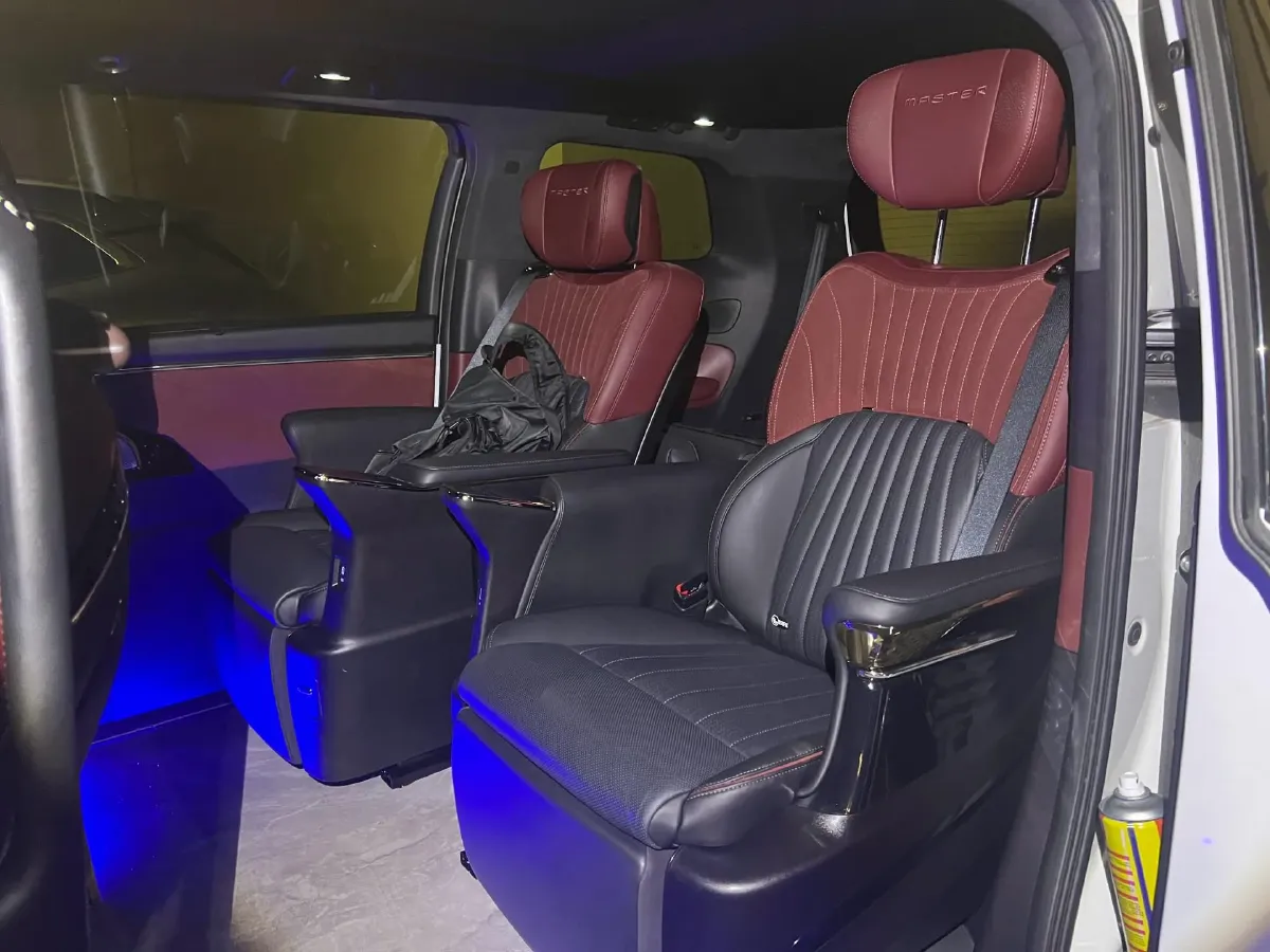 2024 GAC Trumpchi M8 2.0T 190HP L4 E-CVT Hybrid,autocango,china used car exporter,china ev exporter,chinese used car exporter,chinese used ev exporter