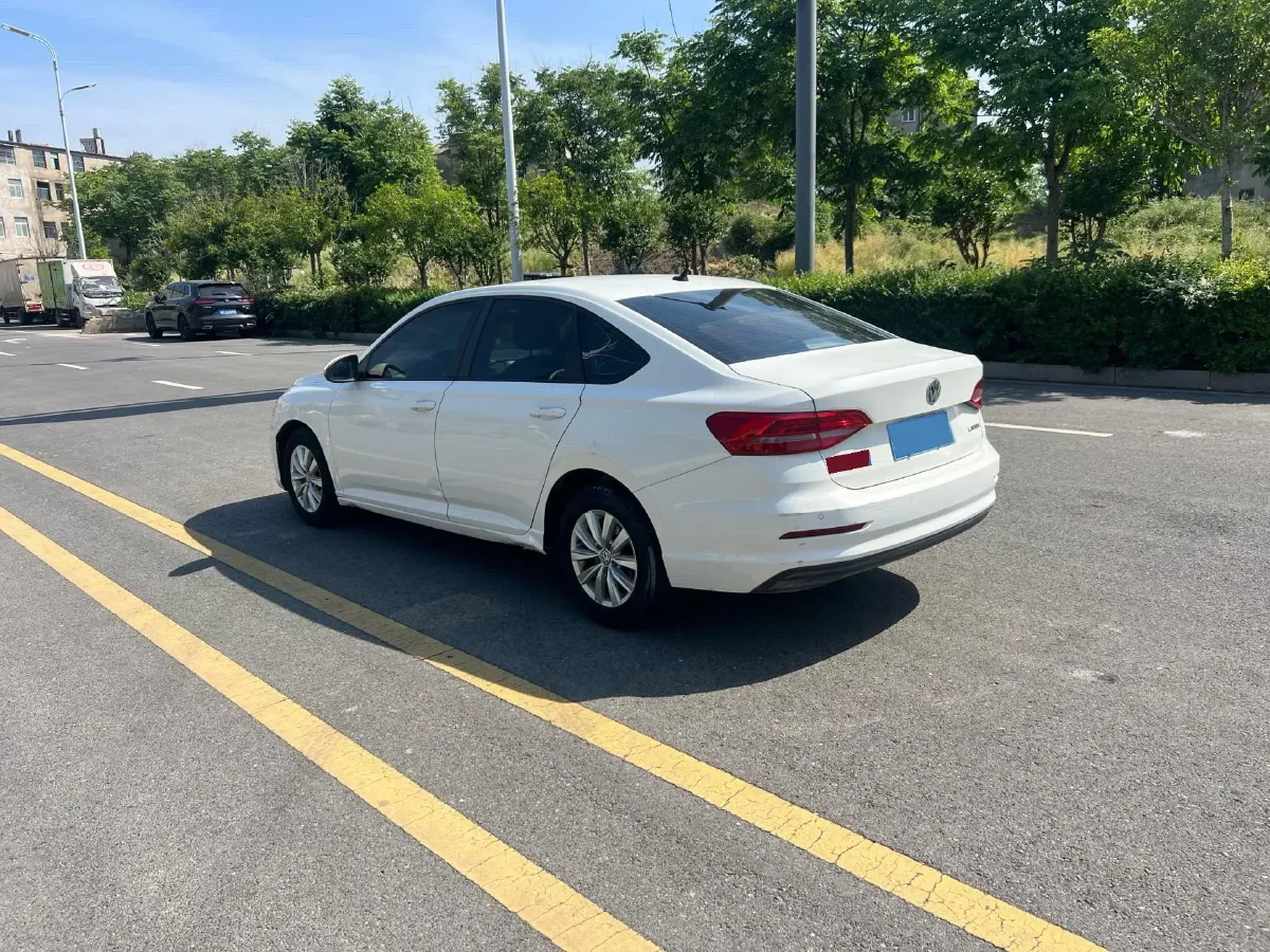 2018 Landwind XiaoYao 1.5T 163HP L4 CVT,autocango,china used car exporter,china ev exporter,chinese used car exporter,chinese used ev exporter