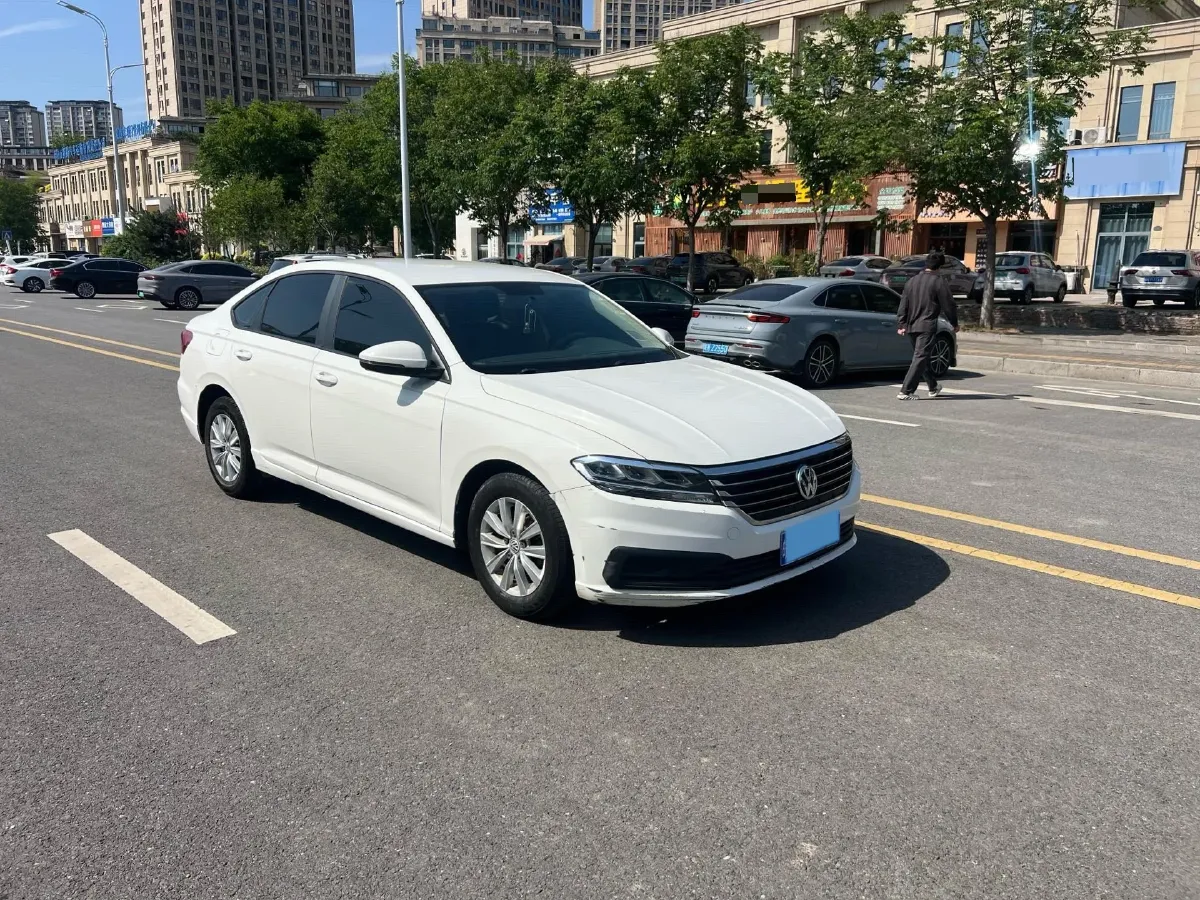 2018 Landwind XiaoYao 1.5T 163HP L4 CVT,autocango,china used car exporter,china ev exporter,chinese used car exporter,chinese used ev exporter