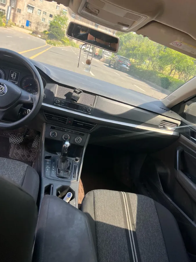 2018 Landwind XiaoYao 1.5T 163HP L4 CVT,autocango,china used car exporter,china ev exporter,chinese used car exporter,chinese used ev exporter