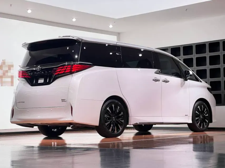 2024 Toyota Alphard 2.5L 190HP L4 E-CVT Hybrid,autocango,china used car exporter,china ev exporter,chinese used car exporter,chinese used ev exporter