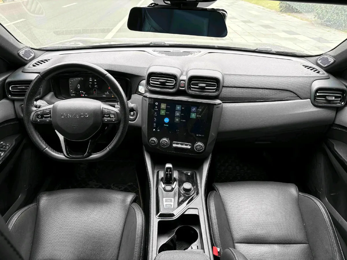2021 LYNK&CO 03 1.5T 180HP L3 7DCT,autocango,china used car exporter,china ev exporter,chinese used car exporter,chinese used ev exporter