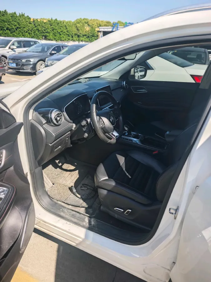 2019 MG HS 2.0T 231HP L4 6DCT,autocango,china used car exporter,china ev exporter,chinese used car exporter,chinese used ev exporter
