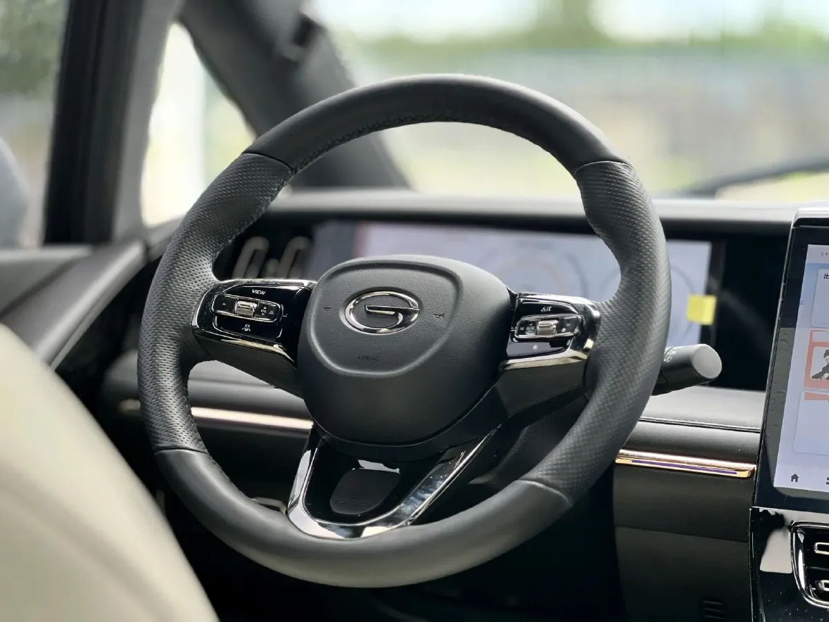 2023 GAC Trumpchi M8 2.0T 252HP L4 8AT,autocango,china used car exporter,china ev exporter,chinese used car exporter,chinese used ev exporter
