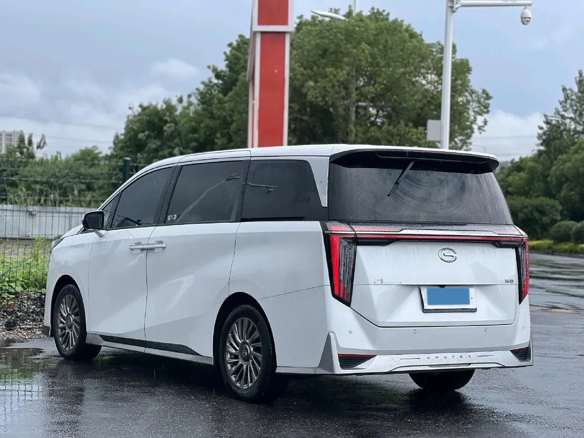 2023 GAC Trumpchi M8 2.0T 252HP L4 8AT,autocango,china used car exporter,china ev exporter,chinese used car exporter,chinese used ev exporter