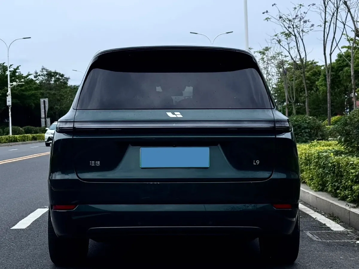2024 Li L9 Range Extended 154HP REEV 52.3KWH,autocango,china used car exporter,china ev exporter,chinese used car exporter,chinese used ev exporter
