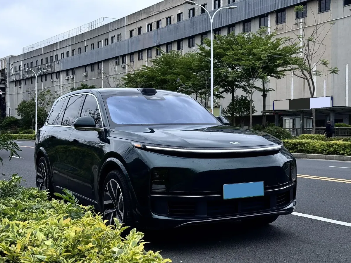 2024 Li L9 Range Extended 154HP REEV 52.3KWH,autocango,china used car exporter,china ev exporter,chinese used car exporter,chinese used ev exporter