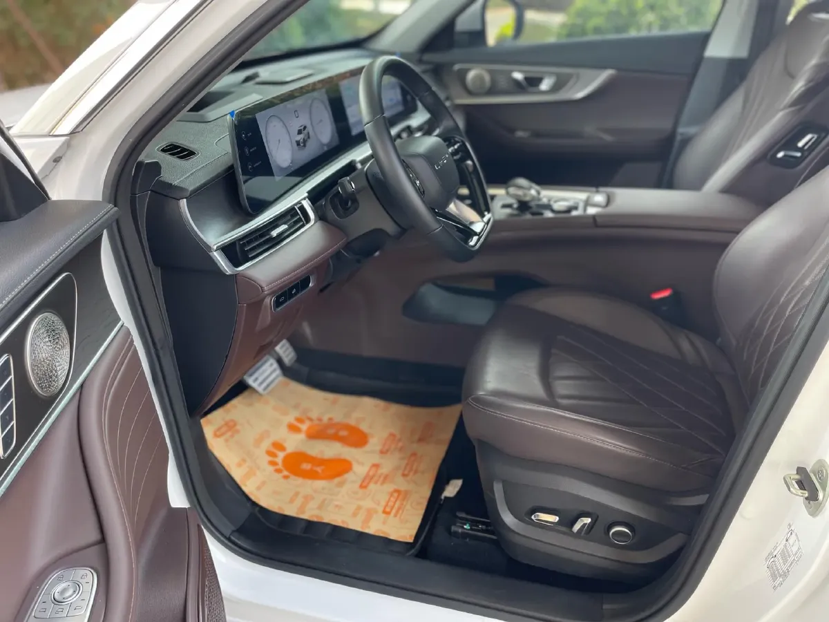 2025 Chery Tiggo 8 PRO 2.0T 254HP L4 7DCT,autocango,china used car exporter,china ev exporter,chinese used car exporter,chinese used ev exporter