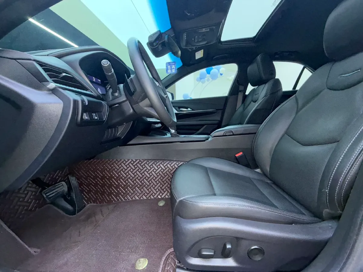 2022 Cadillac CT4 2.0T 237HP L4 8AT,autocango,china used car exporter,china ev exporter,chinese used car exporter,chinese used ev exporter