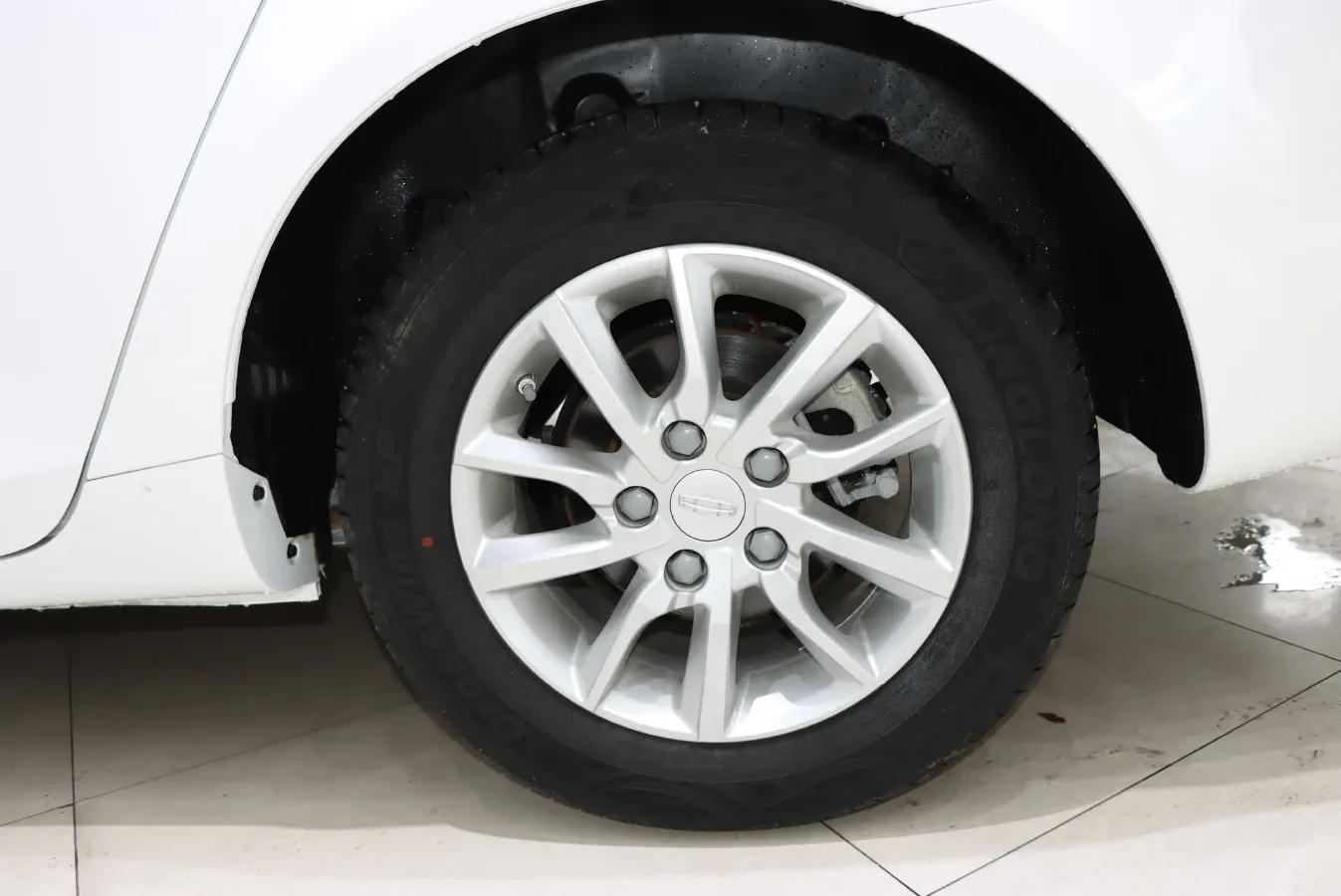 2020 Geely Emgrand 1.5L 109HP L4 CVT,autocango,china used car exporter,china ev exporter,chinese used car exporter,chinese used ev exporter