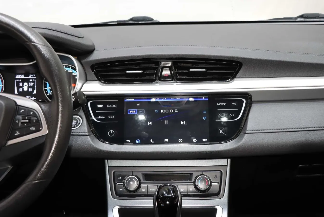 2020 Geely Emgrand 1.5L 109HP L4 CVT,autocango,china used car exporter,china ev exporter,chinese used car exporter,chinese used ev exporter