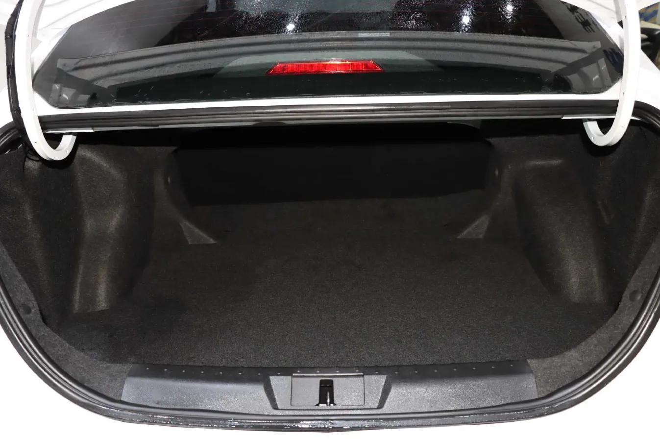 2020 Geely Emgrand 1.5L 109HP L4 CVT,autocango,china used car exporter,china ev exporter,chinese used car exporter,chinese used ev exporter