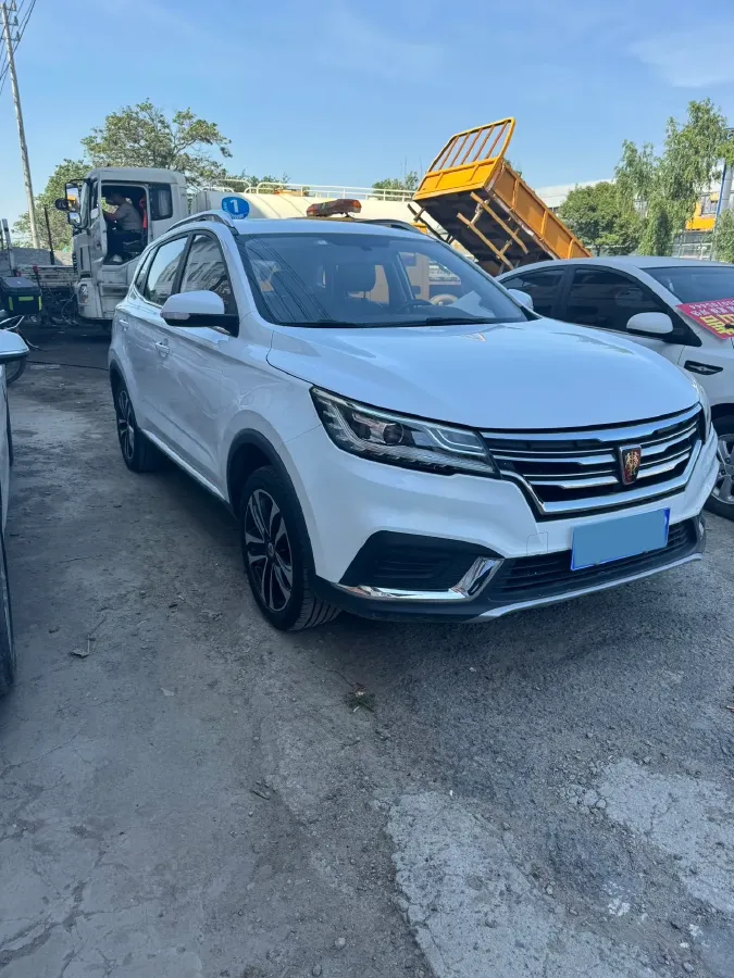 2020 Roewe RX3 1.6L 125HP L4 5MT,autocango,china used car exporter,china ev exporter,chinese used car exporter,chinese used ev exporter