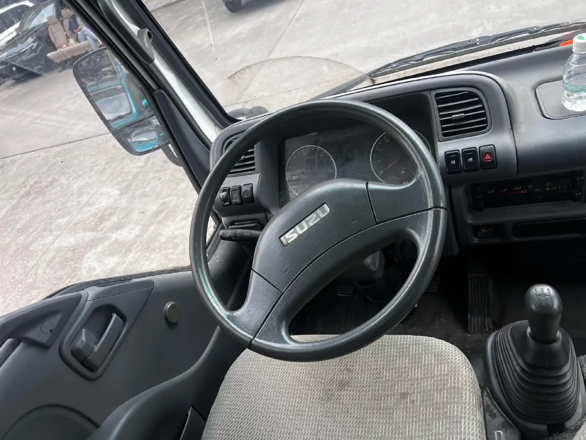 2019 MAXUS XinTu V80 2.5T 136HP L4 6MT,autocango,china used car exporter,china ev exporter,chinese used car exporter,chinese used ev exporter