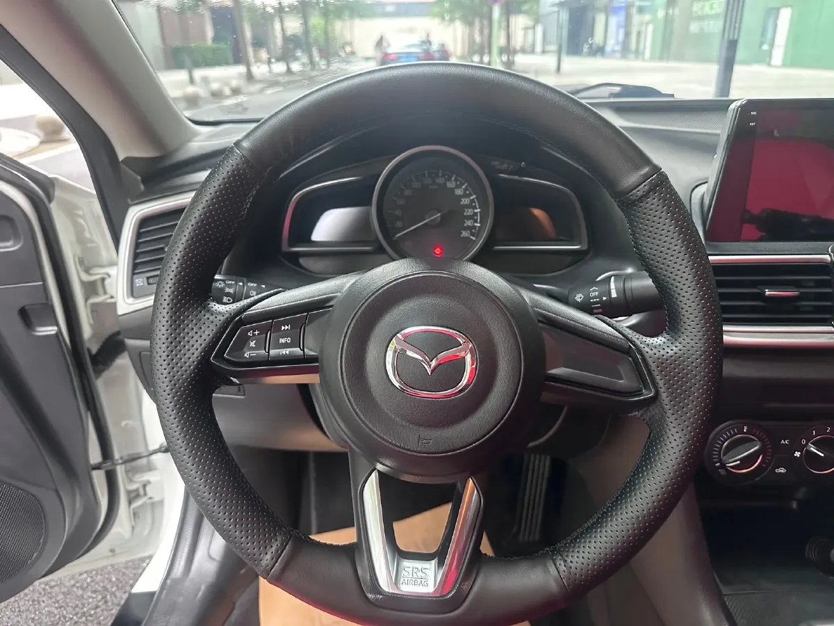 2017 Mazda 3 Axela 1.5L 117HP L4 6AT,autocango,china used car exporter,china ev exporter,chinese used car exporter,chinese used ev exporter