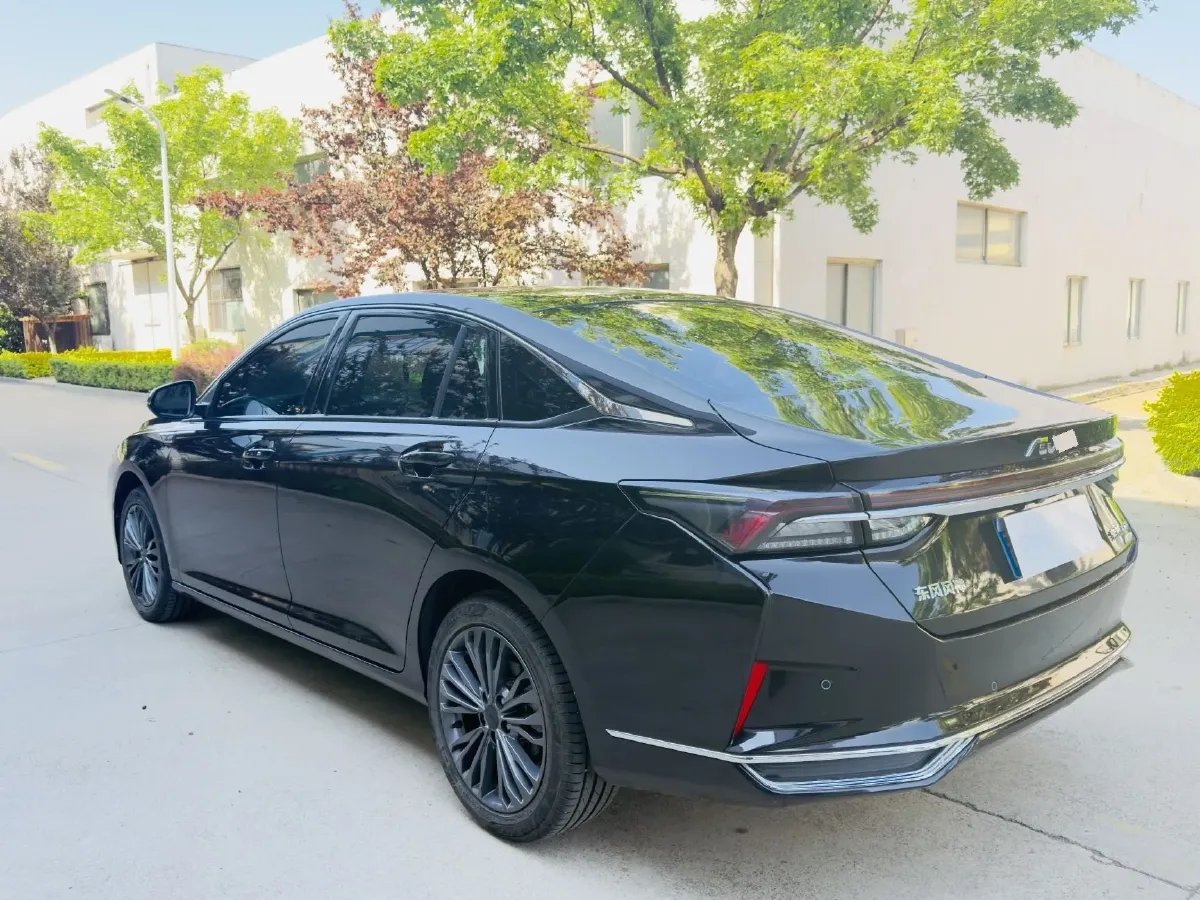 2022 DongFeng Aeolus YiXuan MAX 1.5T 190HP L4 7DCT,autocango,china used car exporter,china ev exporter,chinese used car exporter,chinese used ev exporter
