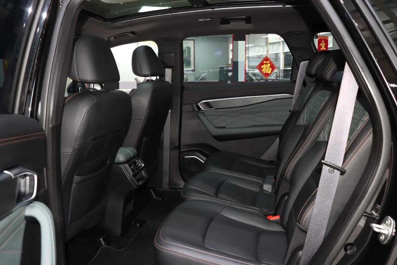 2023 Geely Okavango L 2.0T 218HP L4 7DCT,autocango,china used car exporter,china ev exporter,chinese used car exporter,chinese used ev exporter