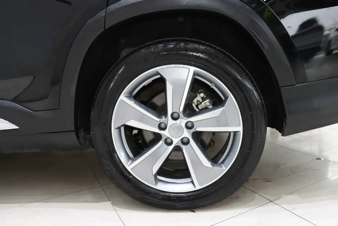 2023 Geely Okavango L 2.0T 218HP L4 7DCT,autocango,china used car exporter,china ev exporter,chinese used car exporter,chinese used ev exporter